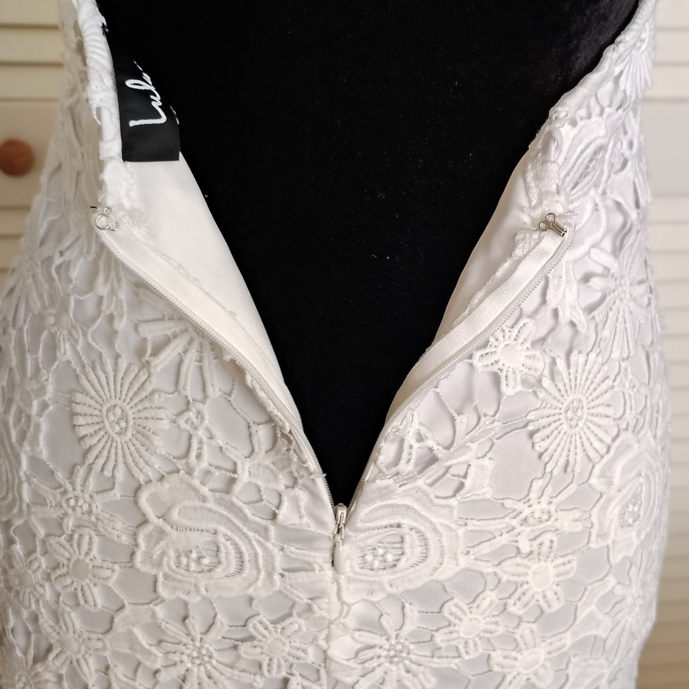 Lulus White Floral Lace Mini Dress Size XS – Like New - Picture 11 of 15